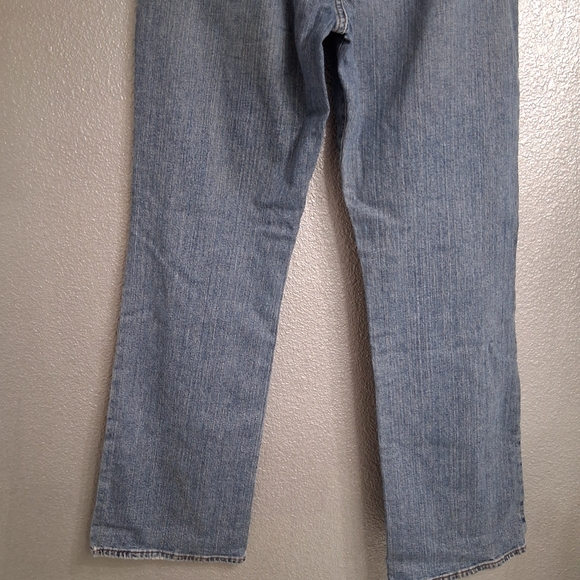 Lucky Brand Mid Rise Jeans    Size 14 - Picture 6 of 7